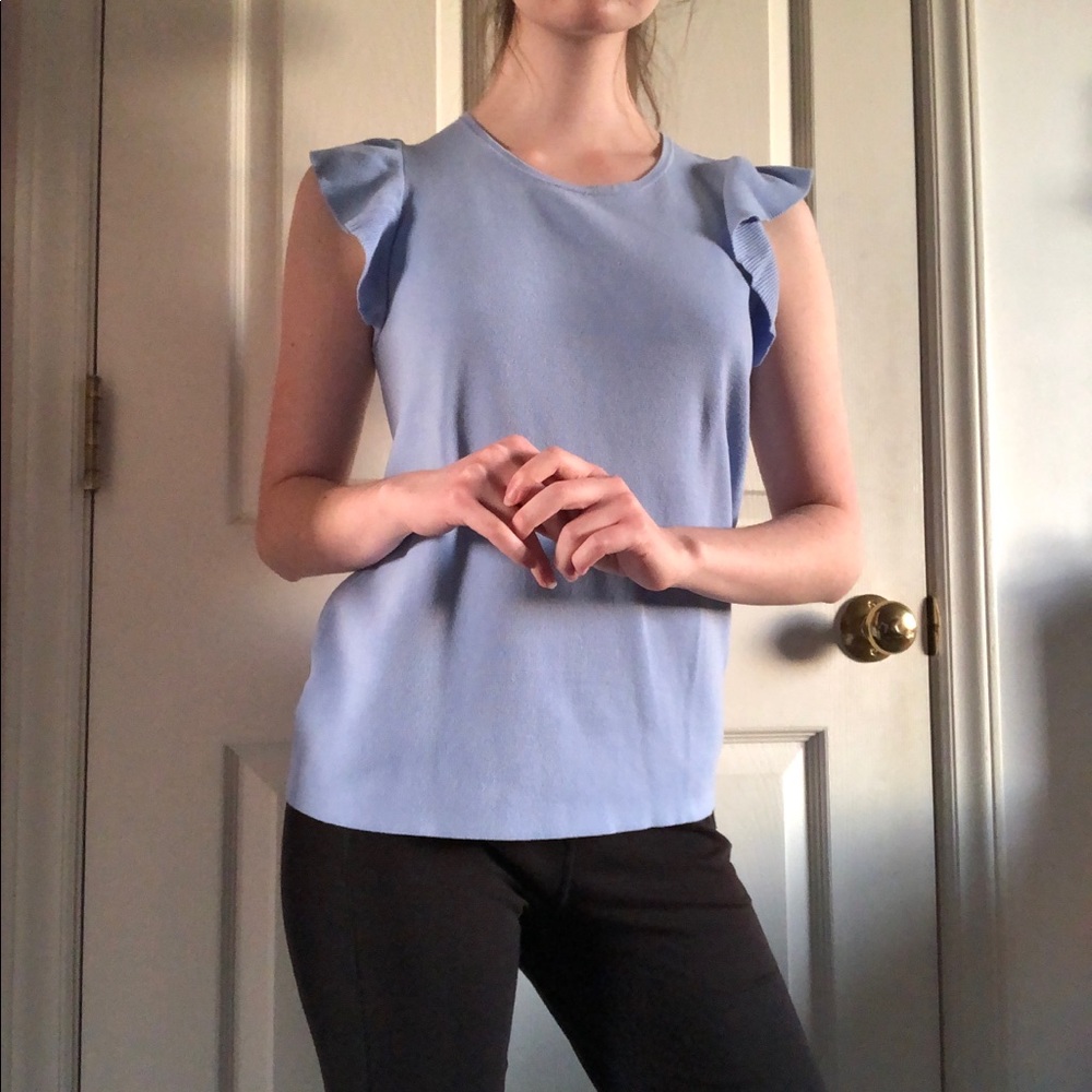Sky blue flutter sleeve top 🦋
